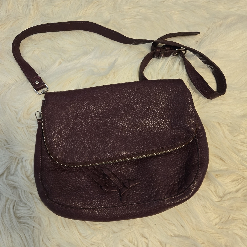 ⚡️🔽Roots Pebbled Leather Bag